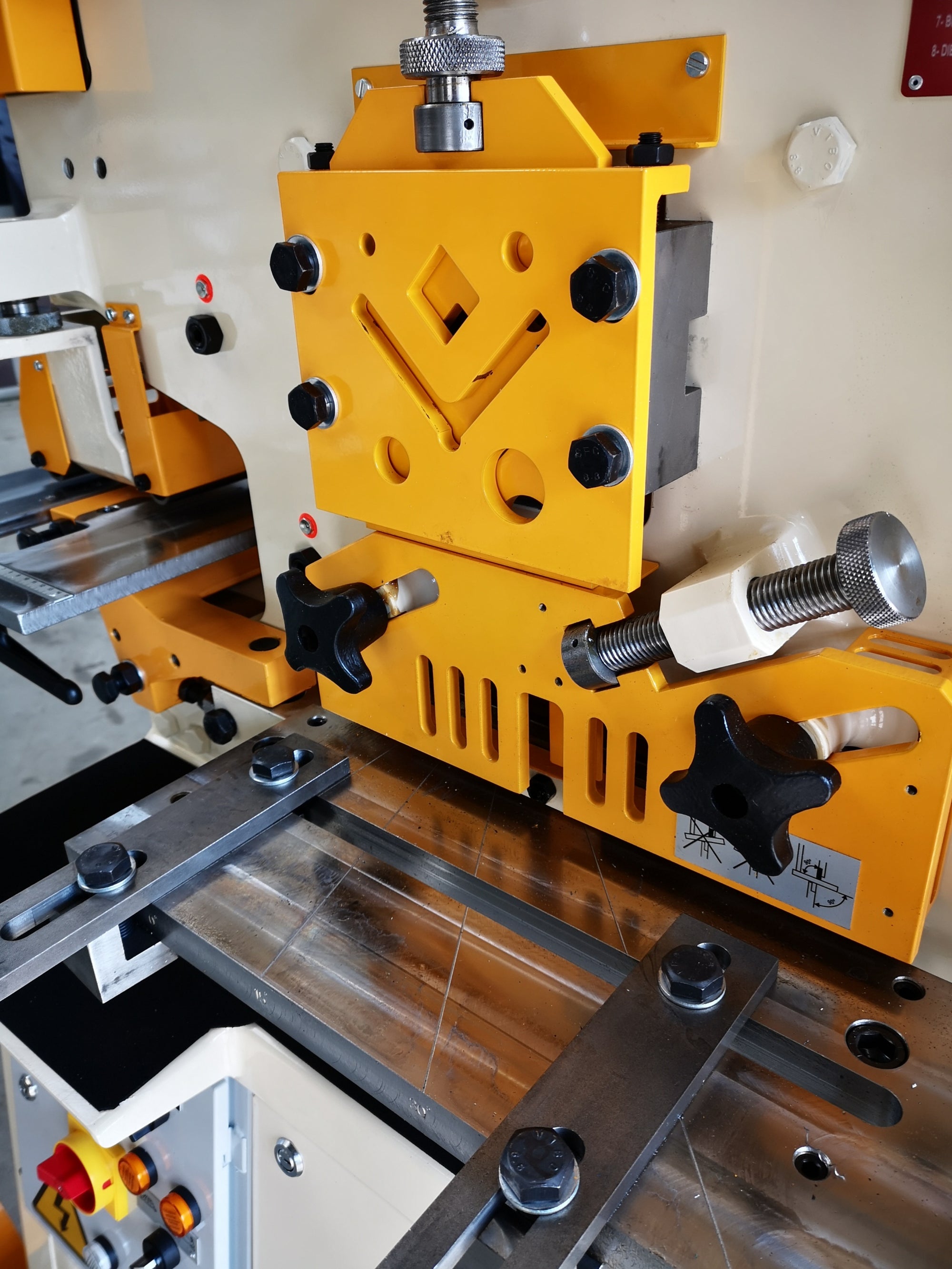 Geka Bendicrop 50 mit Biegesteuerung (Vorführmaschine)